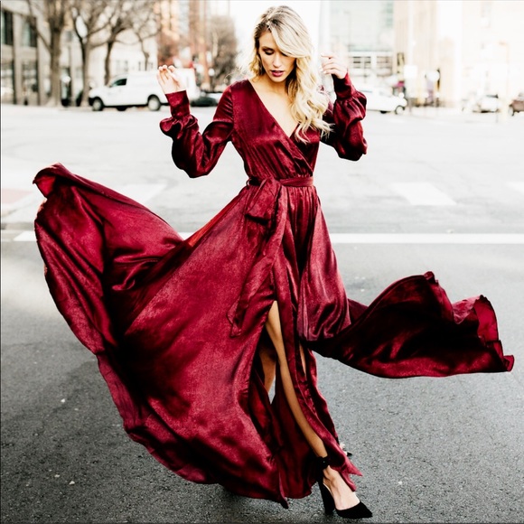 NWT 💥LAST ONE💥 Gorgeous Garnet Satin Maxi Dress - Picture 2 of 7